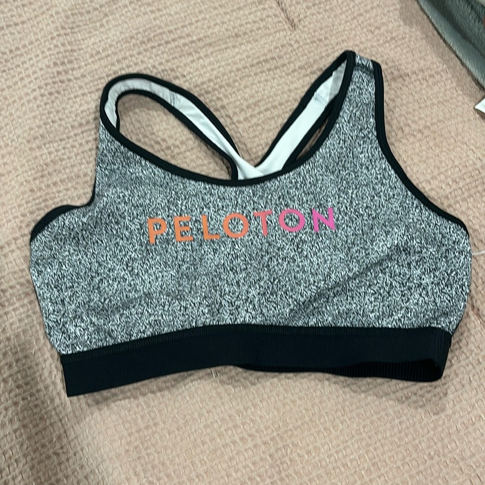 Adidas x Peloton BT 2.0 90s Bra size Large